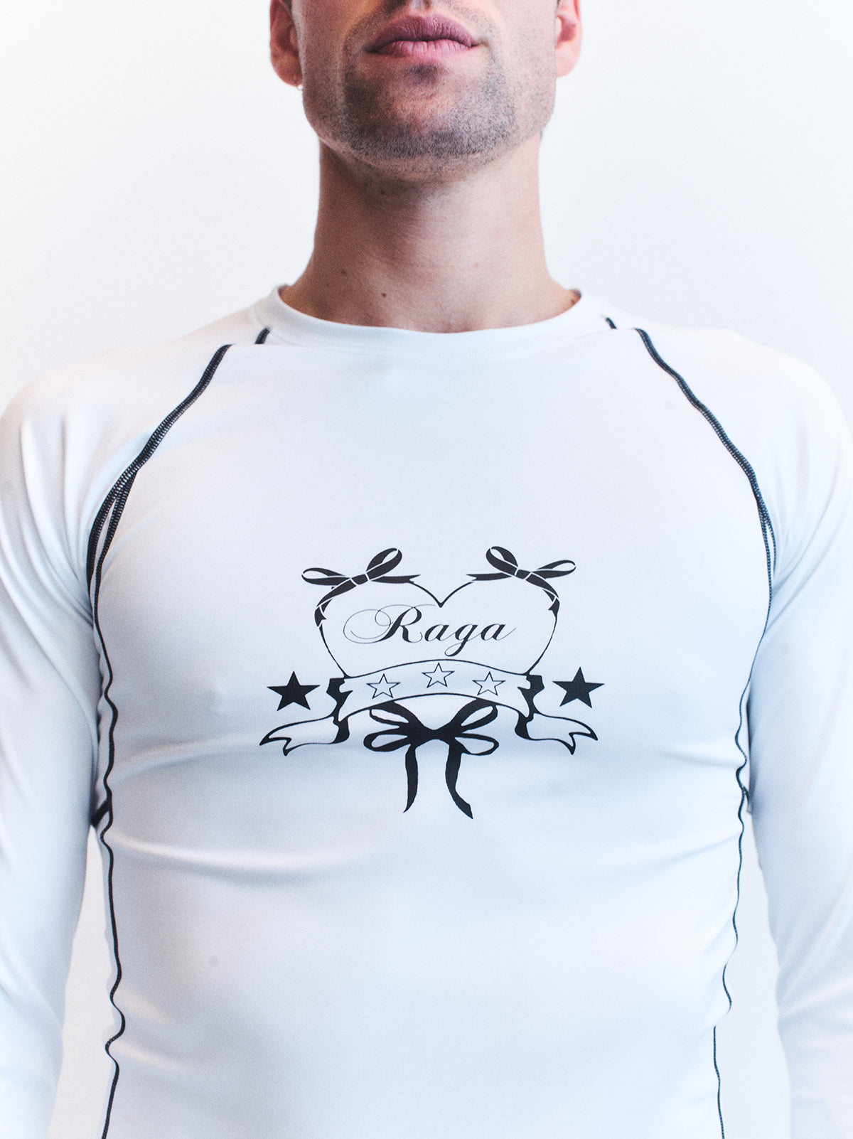 55. WHITE HART LONG SLEEVE